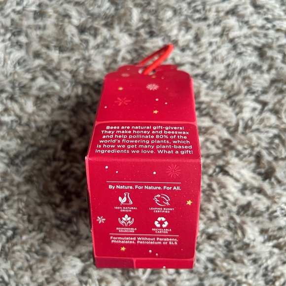 Burt’s Bees Beeswax Gift Set – Lip Balm & Hand Salve – New - Picture 4 of 4